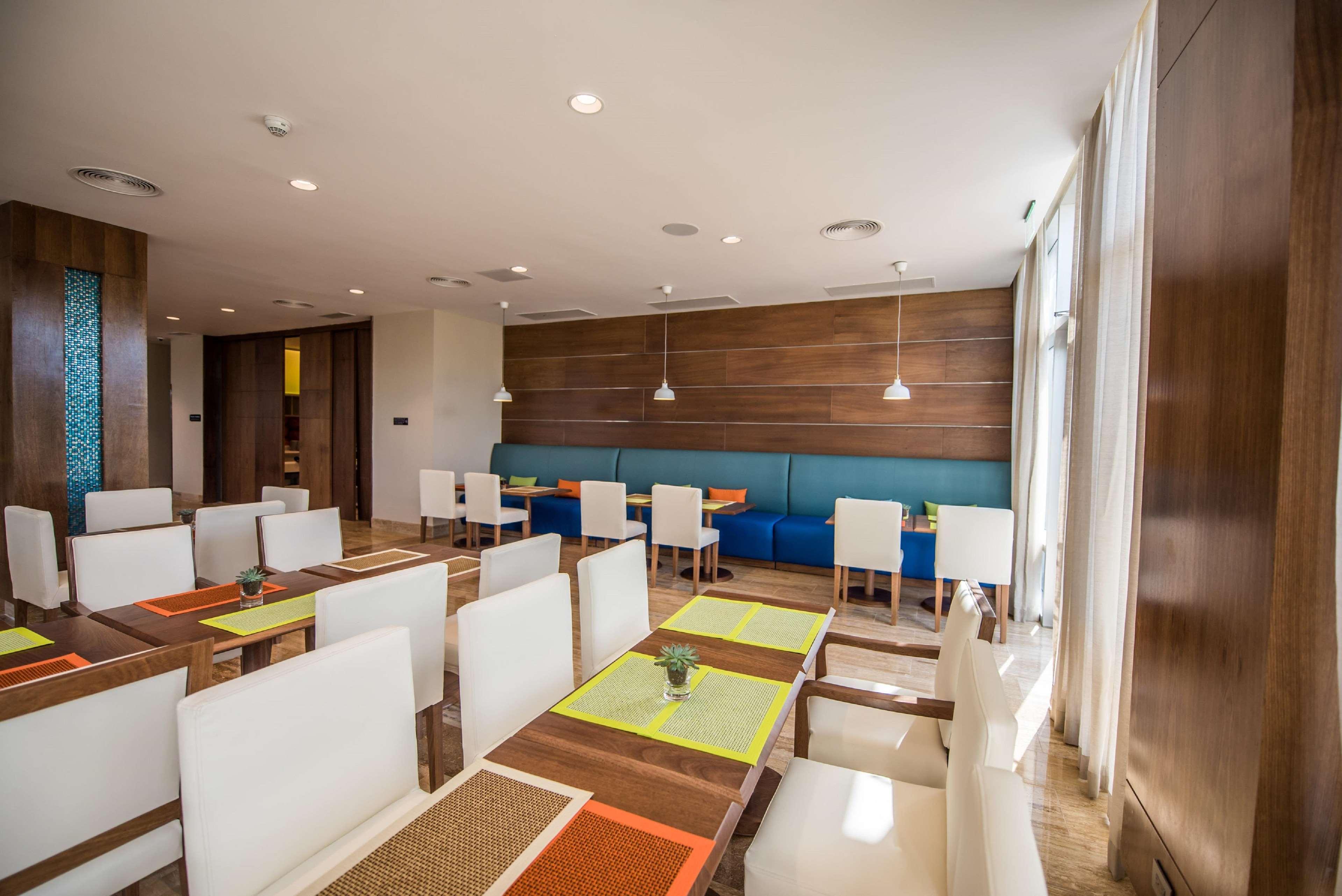 Hampton By Hilton Santo Domingo Airport Hotel Boca Chica Buitenkant foto
