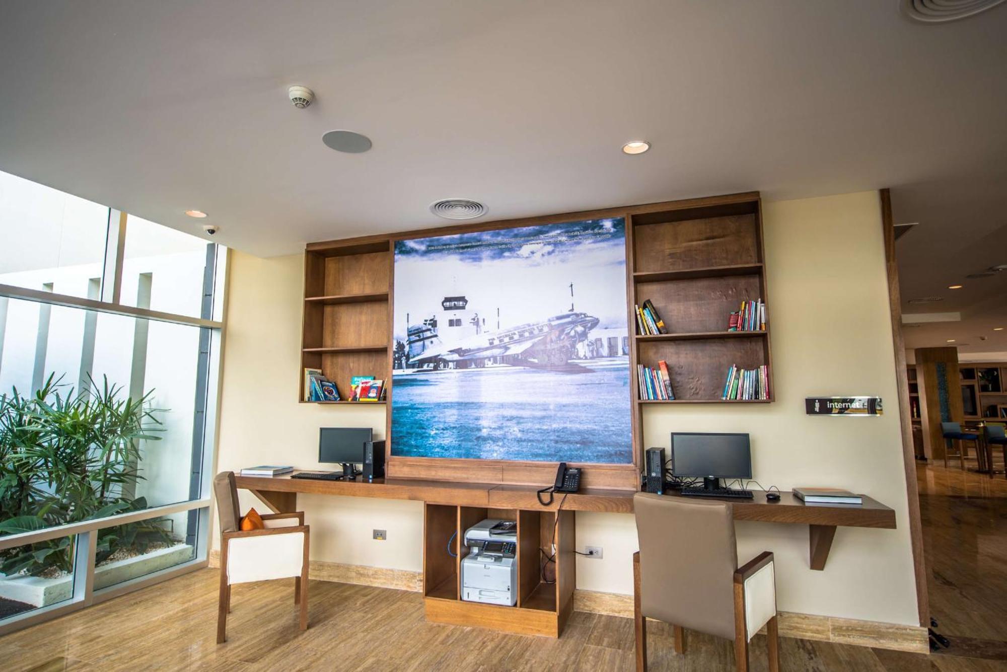 Hampton By Hilton Santo Domingo Airport Hotel Boca Chica Buitenkant foto