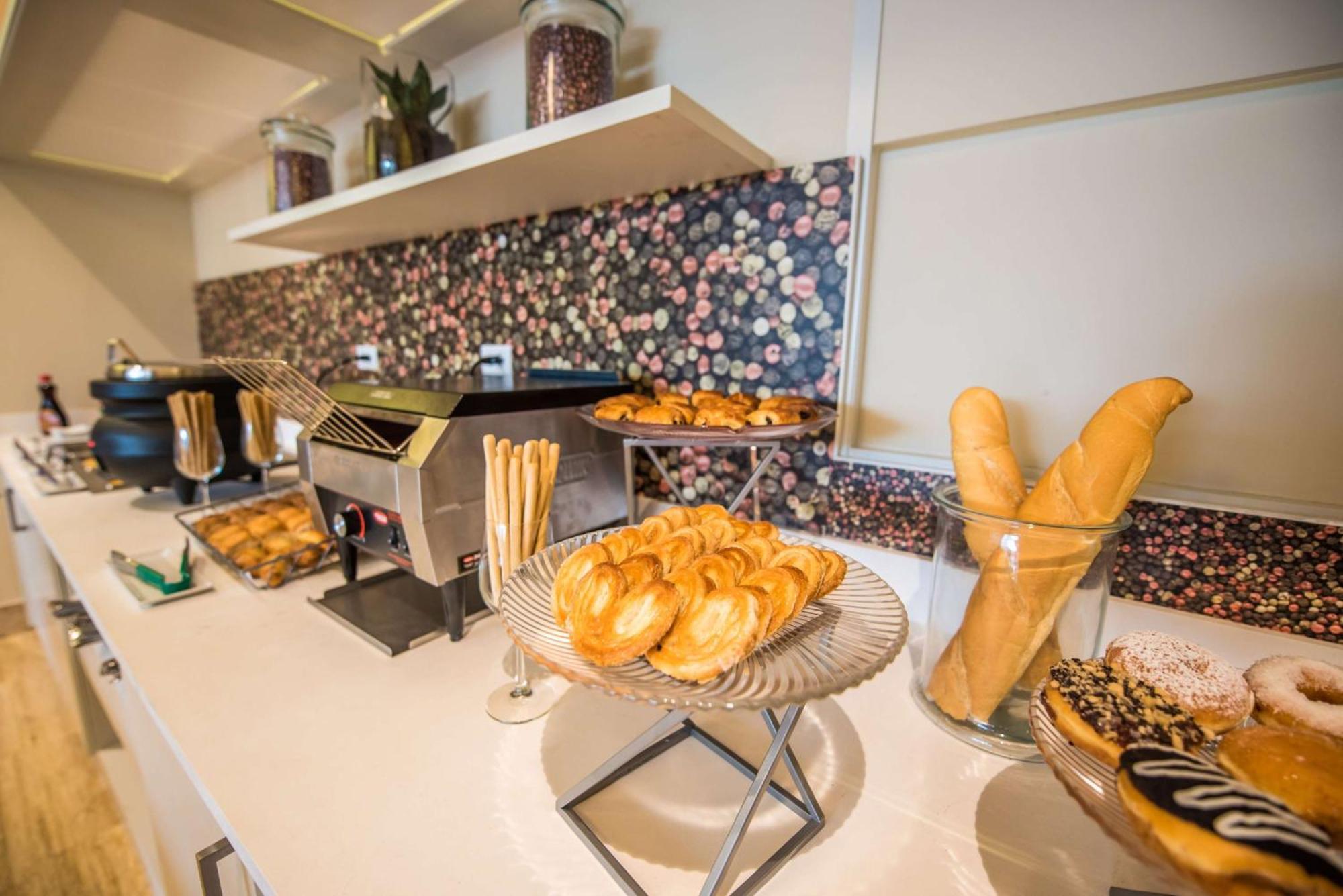 Hampton By Hilton Santo Domingo Airport Hotel Boca Chica Buitenkant foto